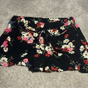 Floral Black Women's Shorts